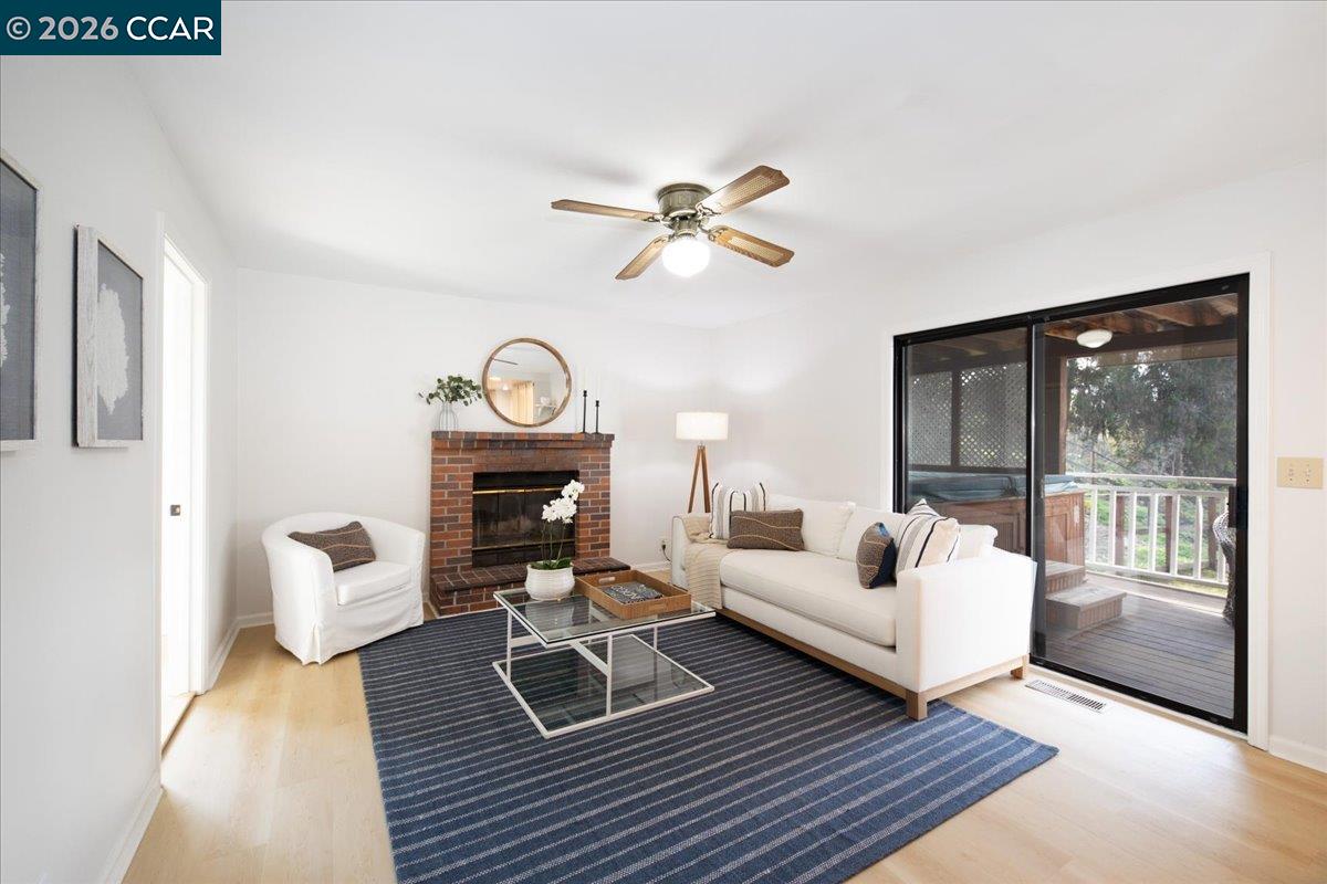 15 Aspen Court El Sobrante, CA 94803 - Photo 8 of 25