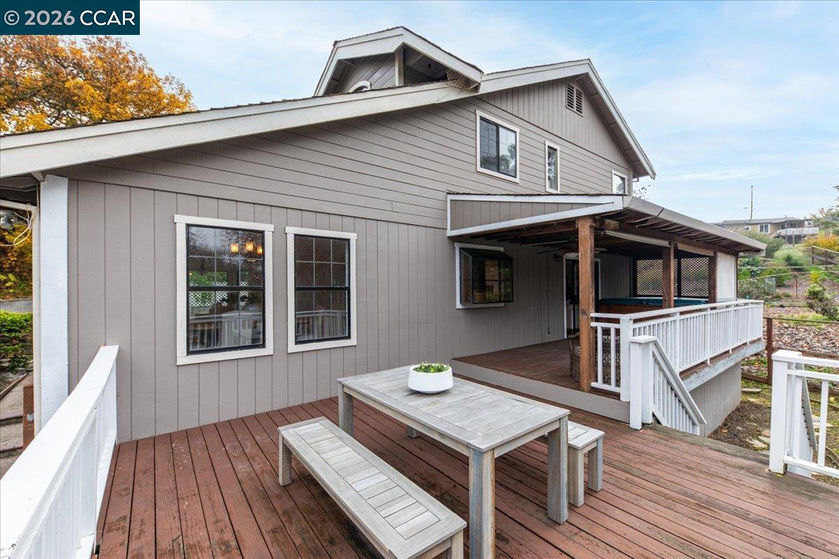 15 Aspen Court El Sobrante, CA 94803 - Photo 9 of 25