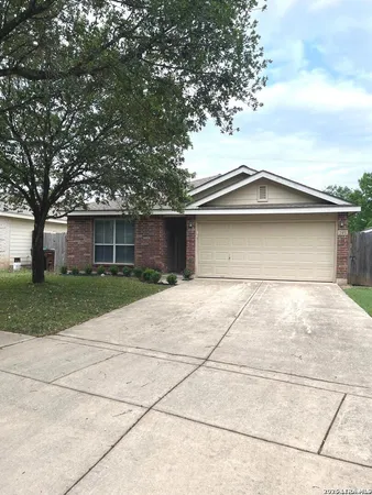 $1,700 | 9710 Country Shadow, San Antonio, TX 78254