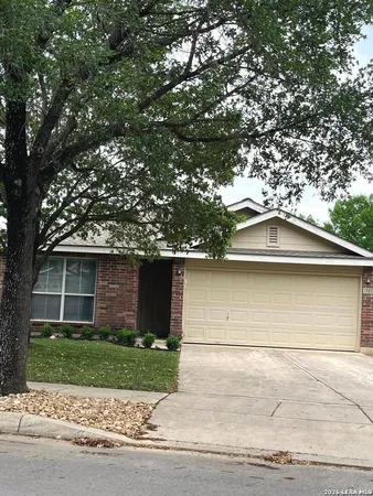 $1,700 | 9710 Country Shadow, San Antonio, TX 78254