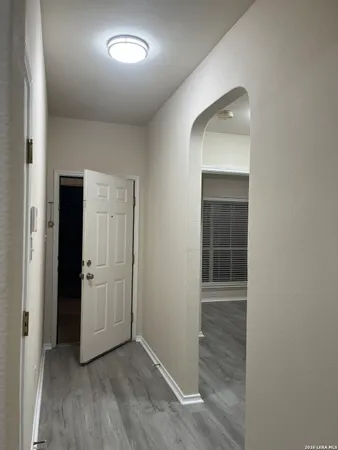$1,700 | 9710 Country Shadow, San Antonio, TX 78254