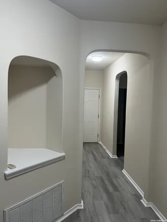 $1,700 | 9710 Country Shadow, San Antonio, TX 78254