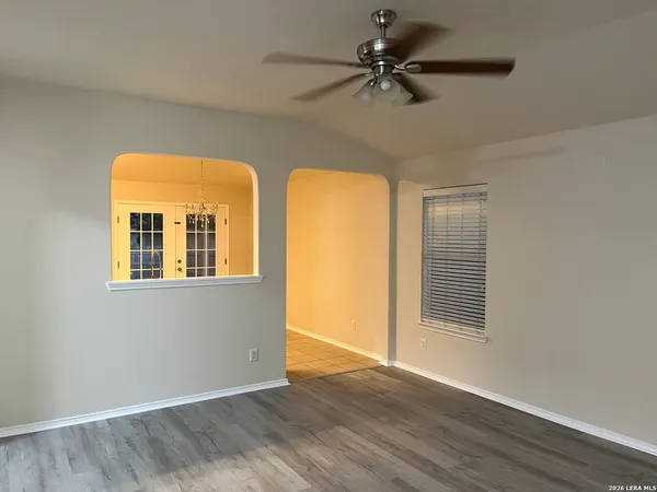 $1,700 | 9710 Country Shadow, San Antonio, TX 78254