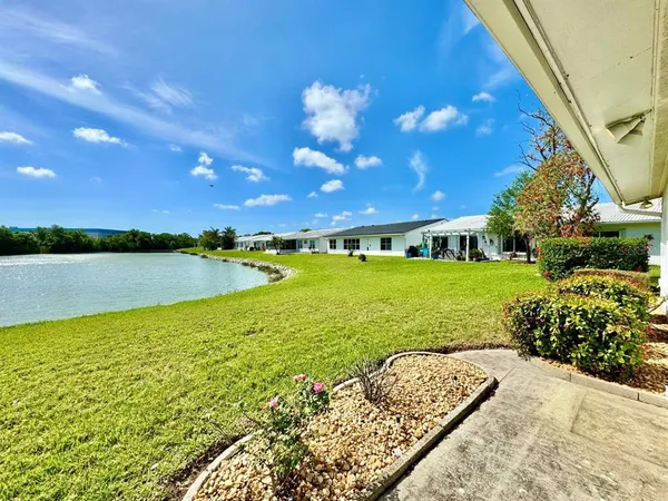 $2,200 | 3490 Mainlands Boulevard South, Pinellas Park, FL 33782