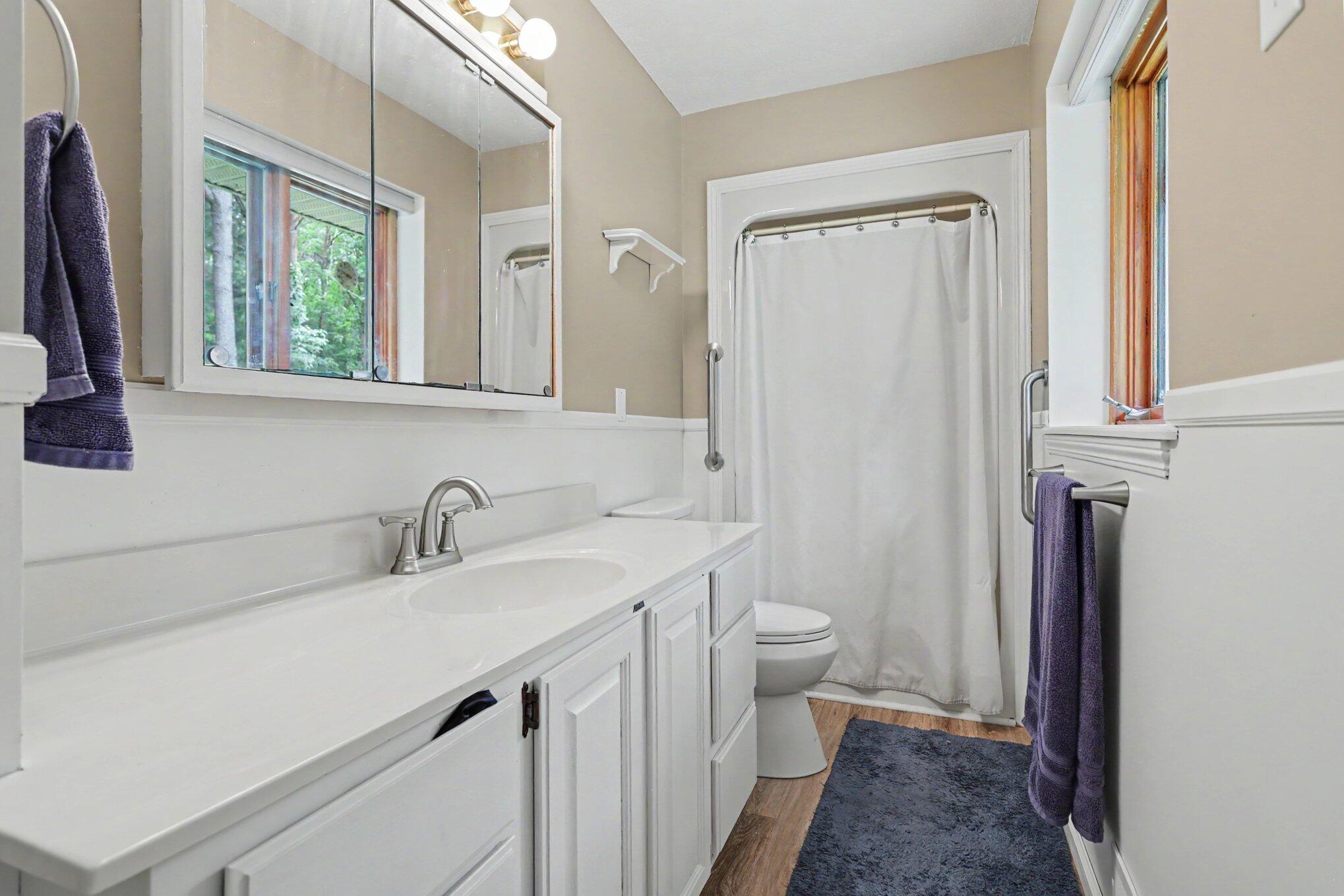 2985 West Kirby Road Battle Creek, MI 49017 - Photo 17 of 31 015_file_2499