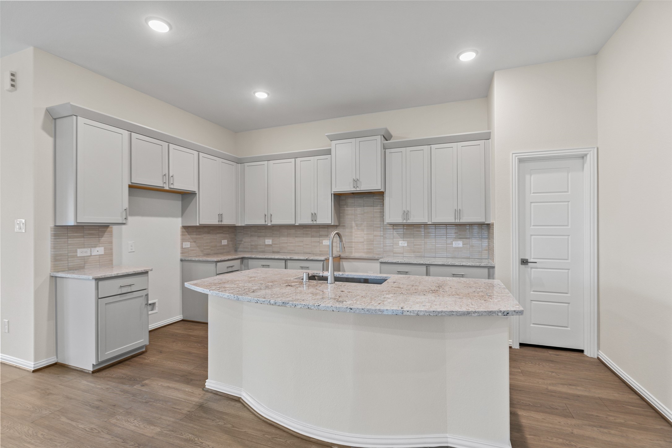 807 Evergreen Frst Lane Rosharon, TX 77583 - Photo 12 of 29