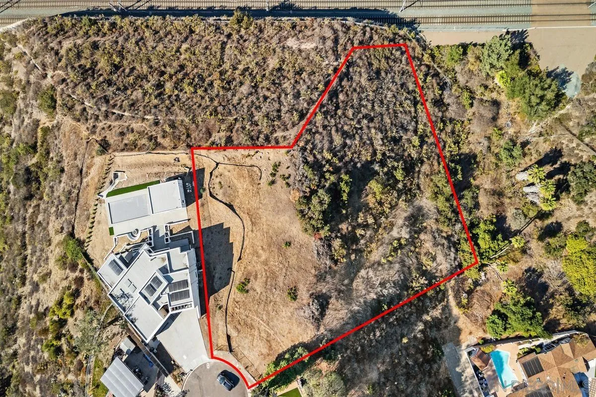 5665 Toyon Road, Unit 27 San Diego, CA 92115 - Photo 4 of 19