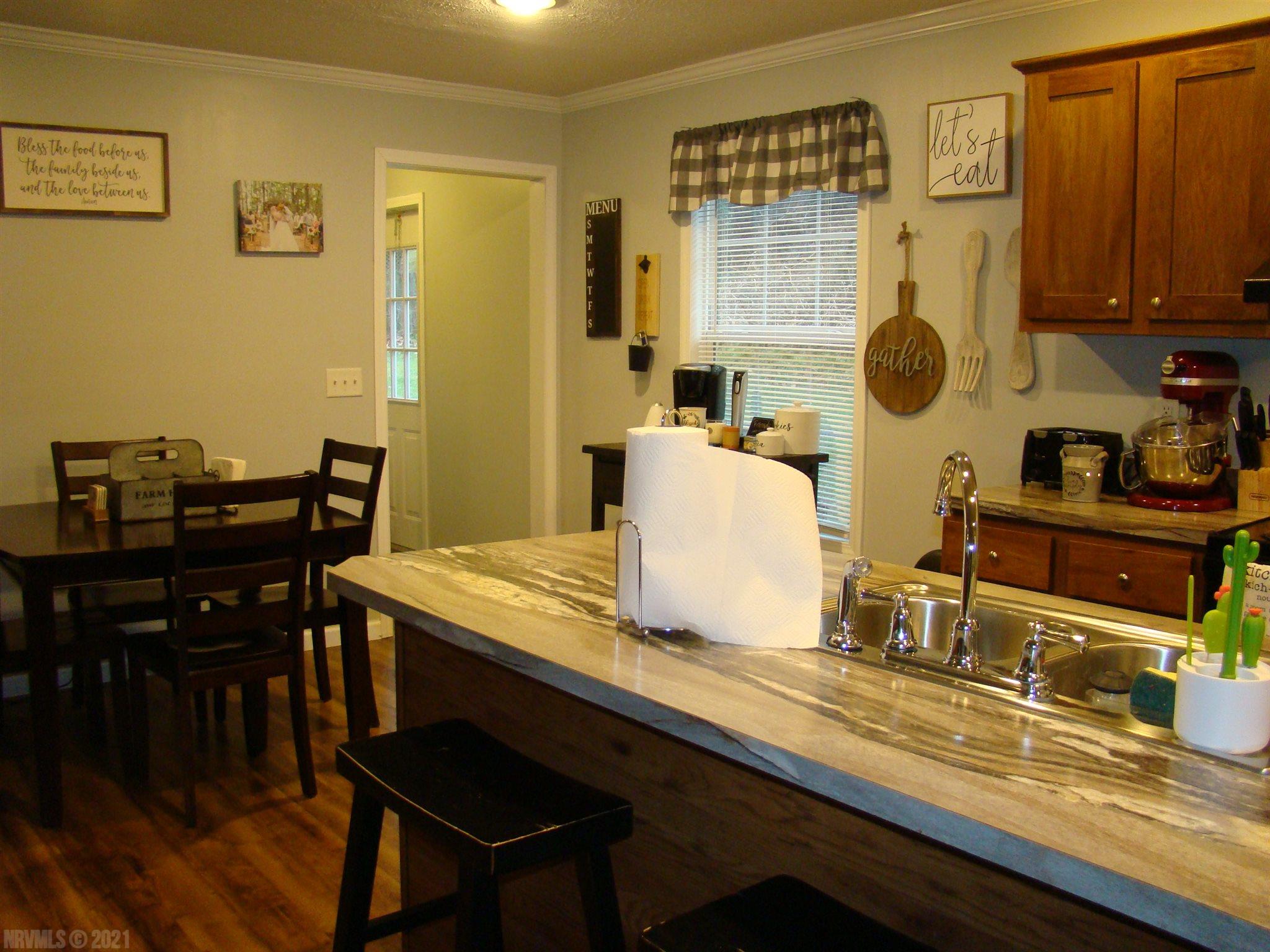 3345 Old Rte 100 Pulaski, VA 24301 - Photo 12 of 23 Gallery Image 12