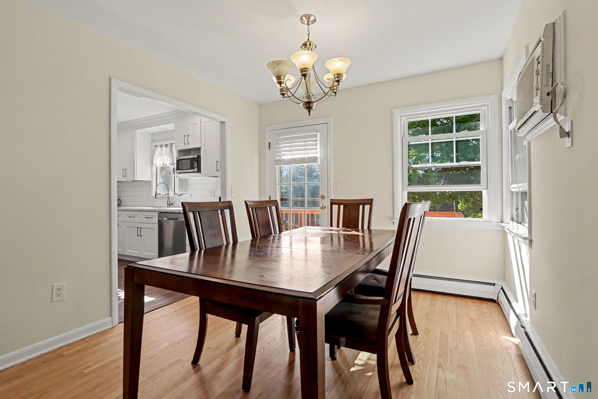 45 Valley View Road Fairfield, CT 06824 - Photo 7 of 29