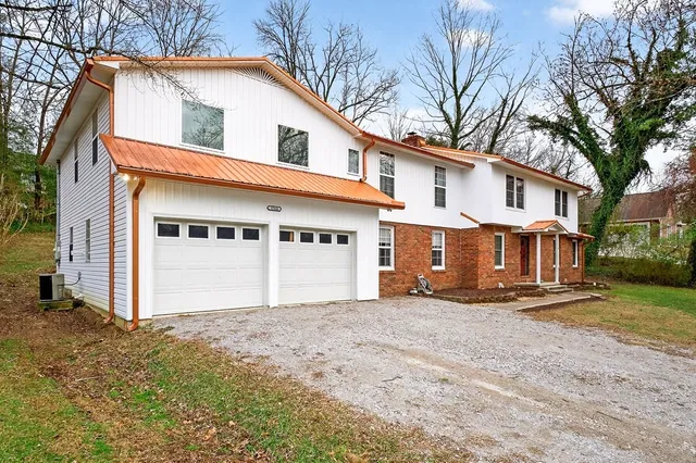 $525,000 | 1360 Charles Street, Cookeville, TN 38506