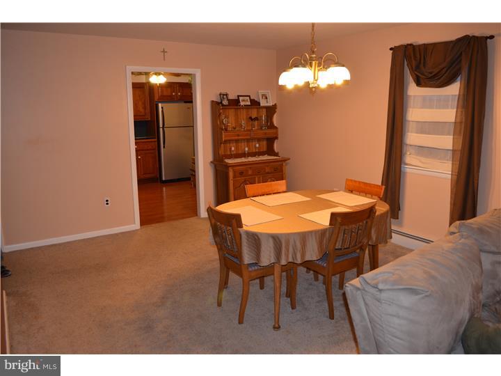 435 South Main Street Spring City, PA 19475 - Photo 4 of 20 Dining Room