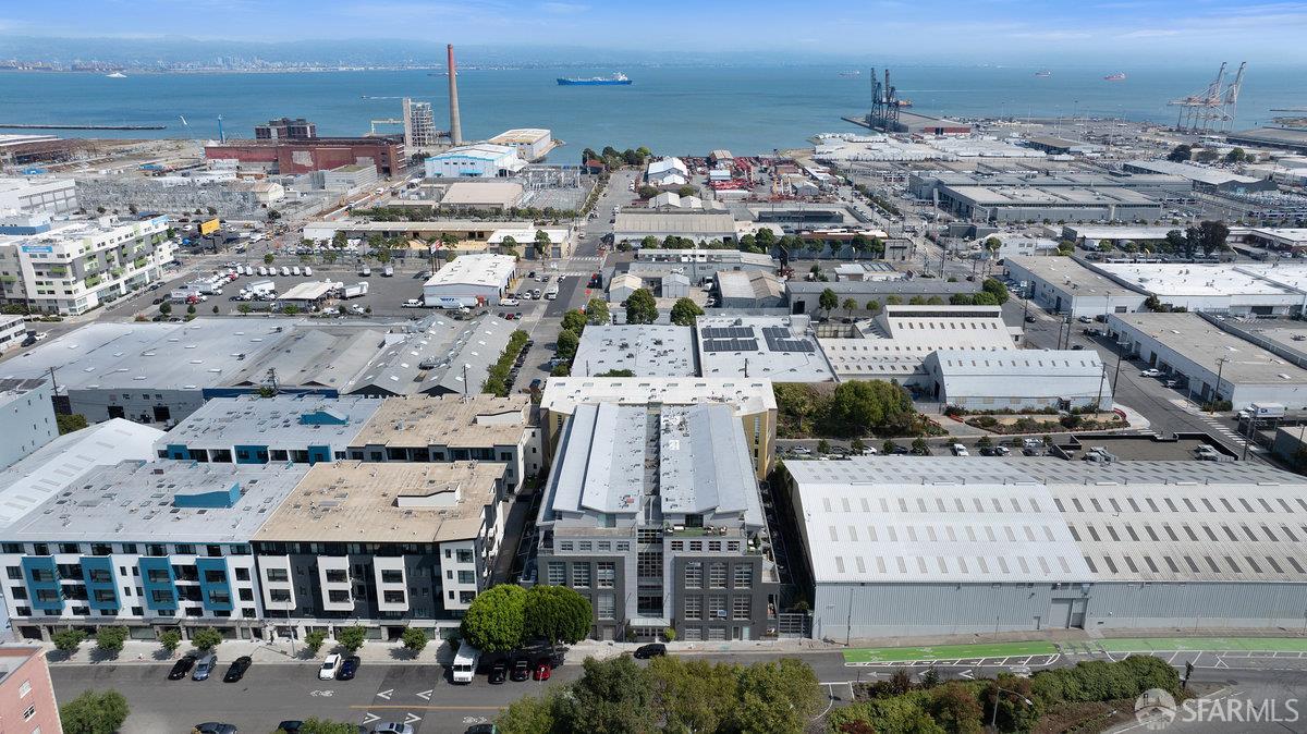 1325 Indiana Street, Unit 301 San Francisco, CA 94107 - Photo 40 of 41 a picture of a city