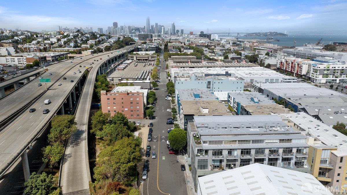 1325 Indiana Street, Unit 301 San Francisco, CA 94107 - Photo 41 of 41 a view of a city