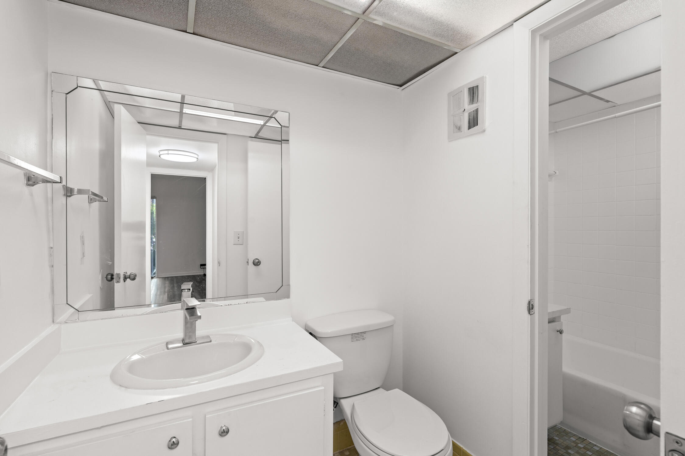 630 Northwest 13th Street, Unit 150 Boca Raton, FL 33486 - Photo 9 of 18 DSC06148