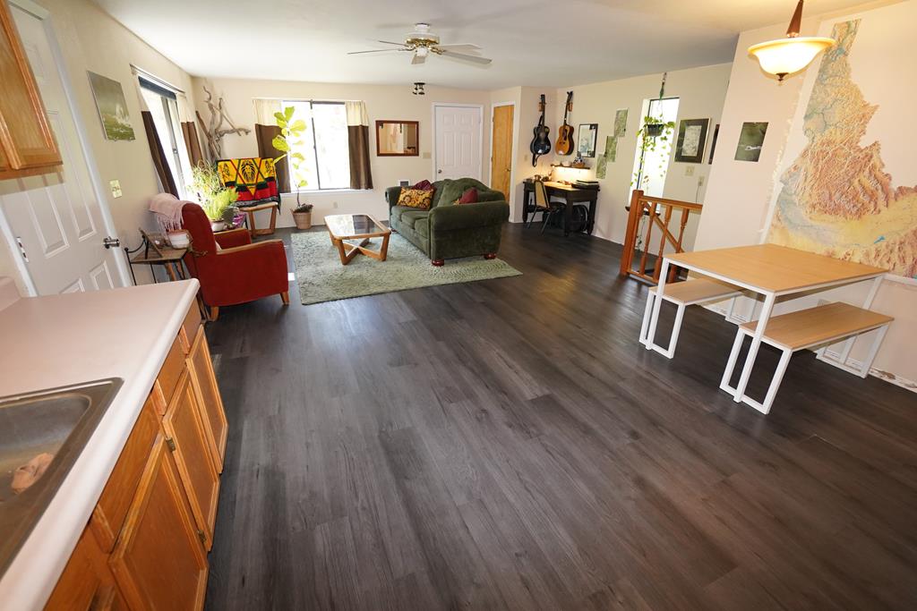 347 South Whitewater Drive Riggins, ID 83549 - Photo 13 of 30