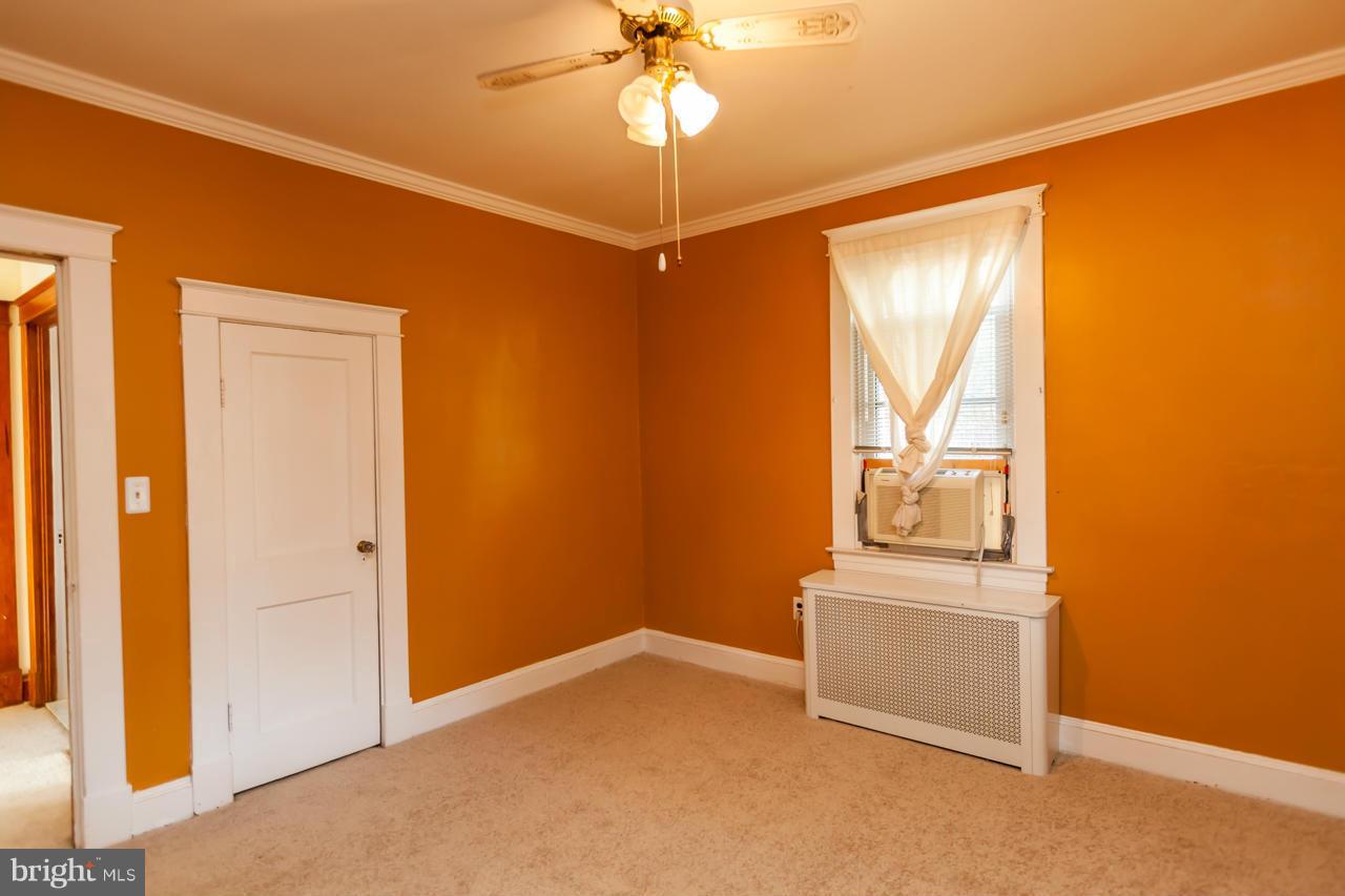 802 Warwick Road Baltimore, MD 21229 - Photo 18 of 30 Bedroom