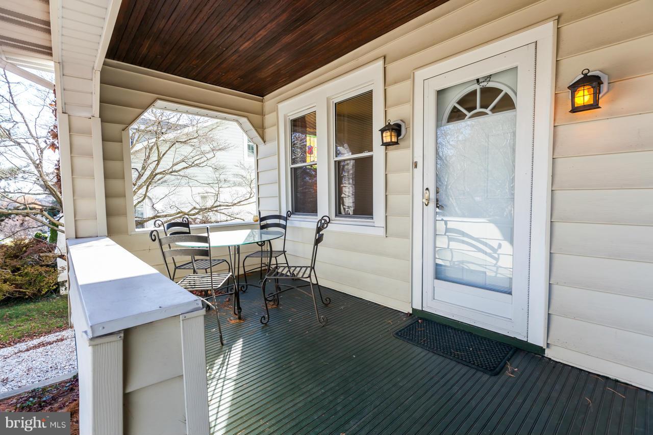802 Warwick Road Baltimore, MD 21229 - Photo 2 of 30 Exterior (Front)