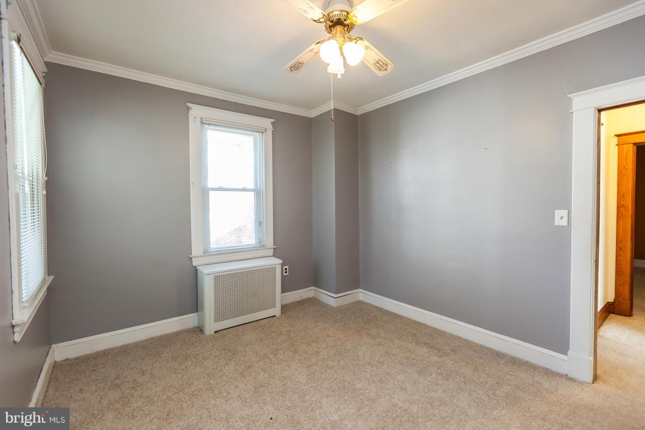 802 Warwick Road Baltimore, MD 21229 - Photo 21 of 30 Bedroom (Master)