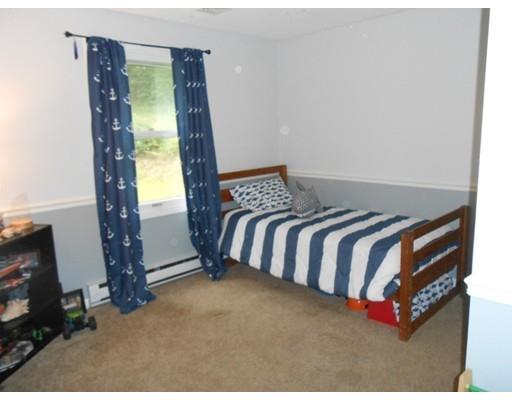 390 Brookfield Road Brimfield, MA 01010 - Photo 11 of 23