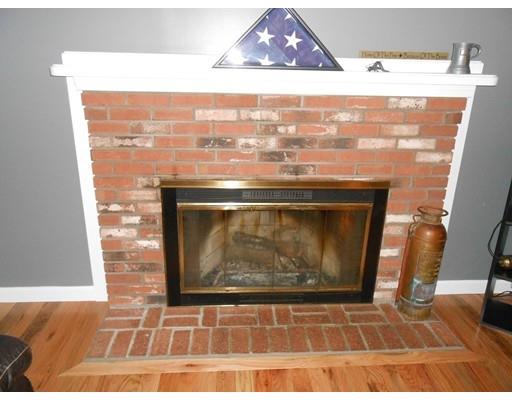 390 Brookfield Road Brimfield, MA 01010 - Photo 6 of 23