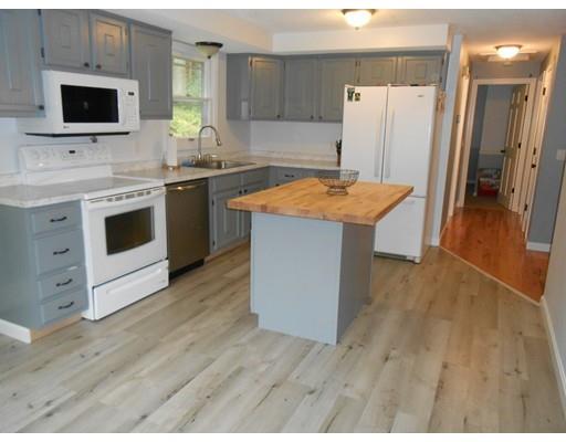 390 Brookfield Road Brimfield, MA 01010 - Photo 9 of 23