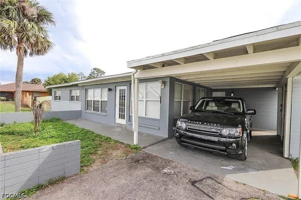 $1,995 | 106 Leeland Heights Boulevard West, Unit A, Lehigh Acres, FL 33936