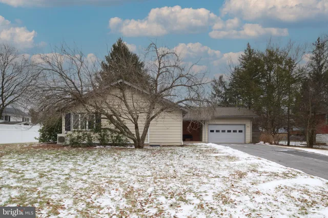 $399,900 | 1612 Elizabeth Road, State College, PA 16801