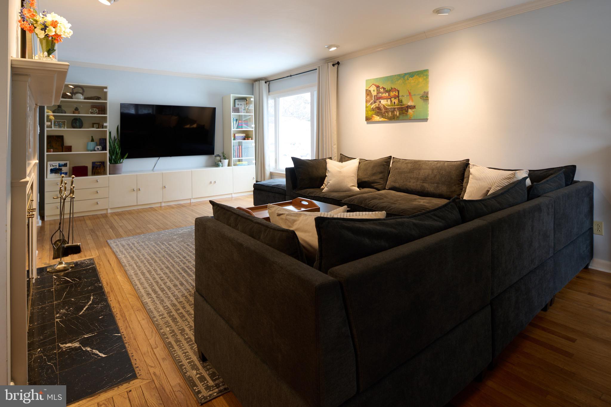 1612 Elizabeth Road State College, PA 16801 - Photo 22 of 71 Relax in your supersize living room