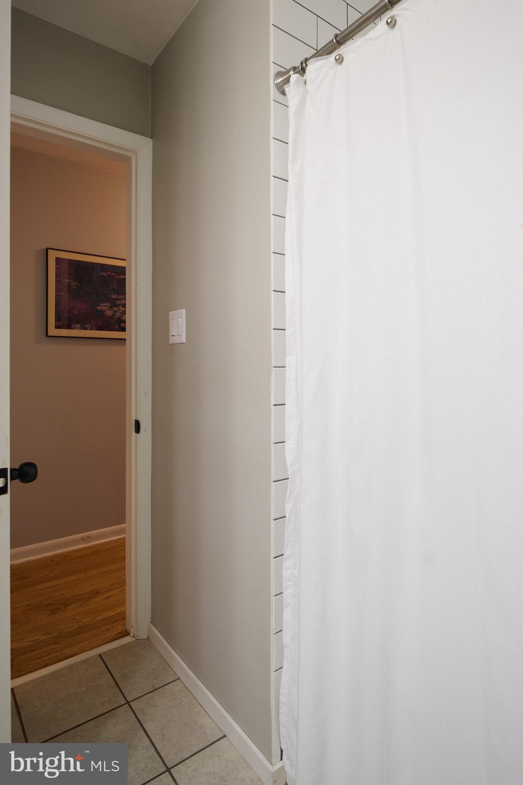 1612 Elizabeth Road State College, PA 16801 - Photo 33 of 71 Full bath access from hallway