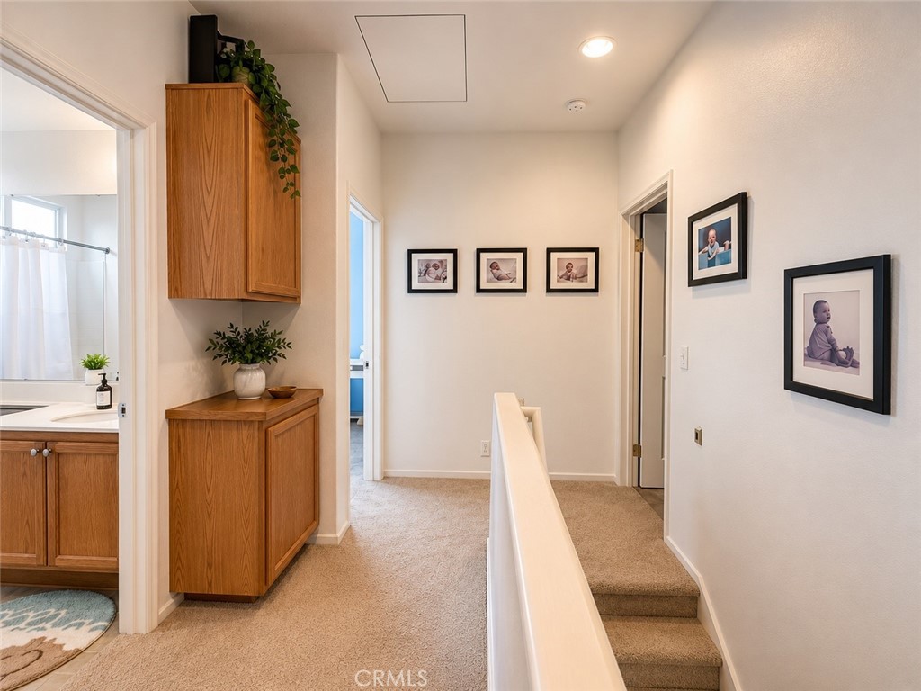 292 Edgemire Lane Simi Valley, CA 93065 - Photo 22 of 45