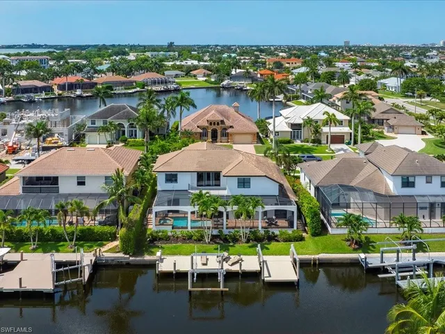 $3,750,000 | 1812 Maywood Court, Marco Island, FL 34145