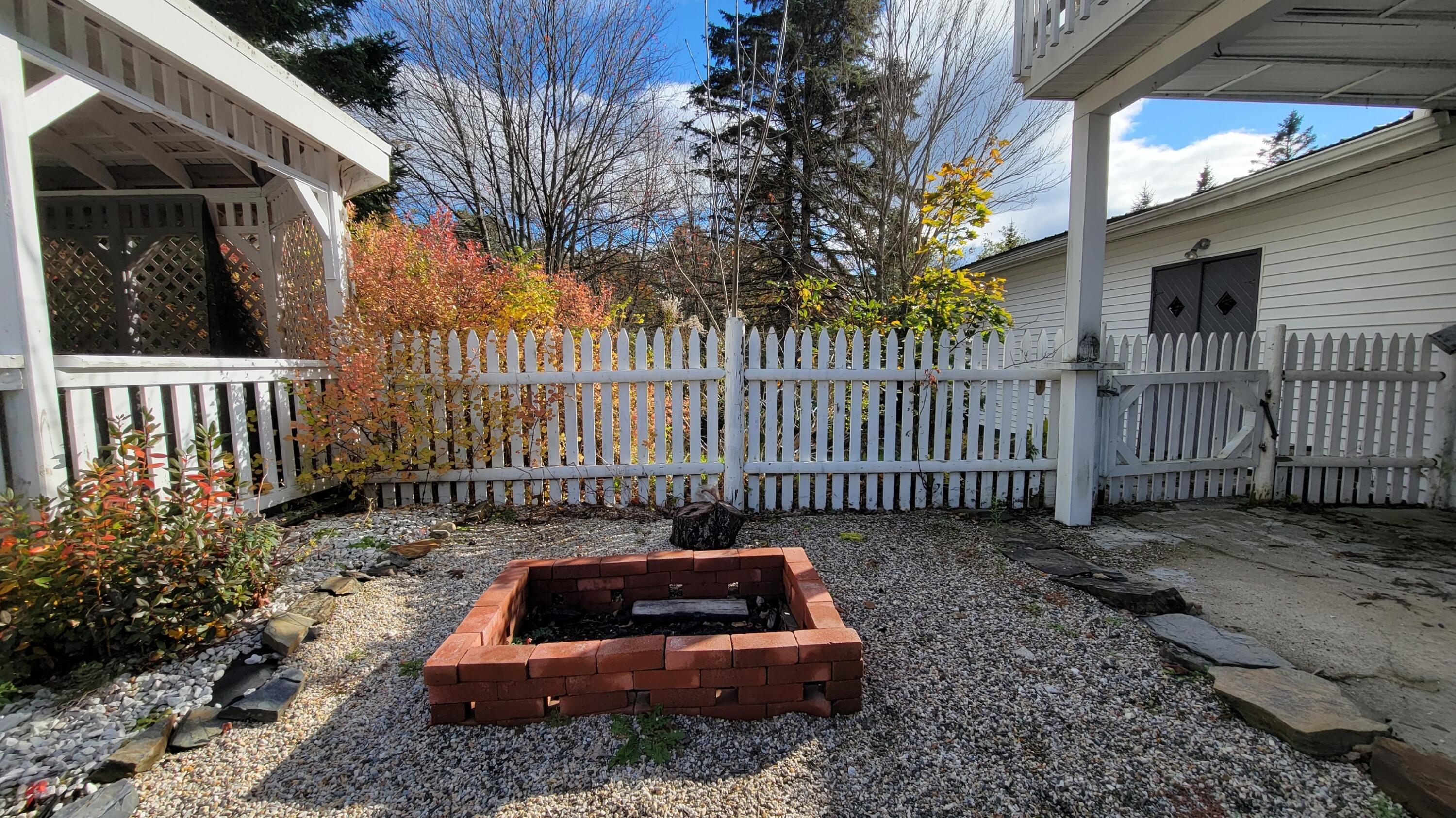 544 Middle Road Sabattus, ME 04280 - Photo 3 of 51 Backyard