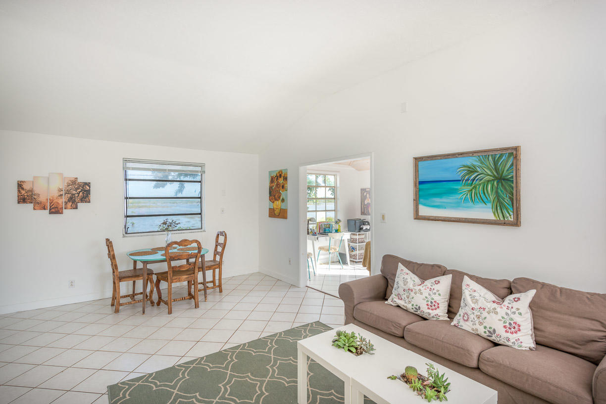 3995 Diane Road Big Pine Key, FL 33043 - Photo 2 of 16 Great Room