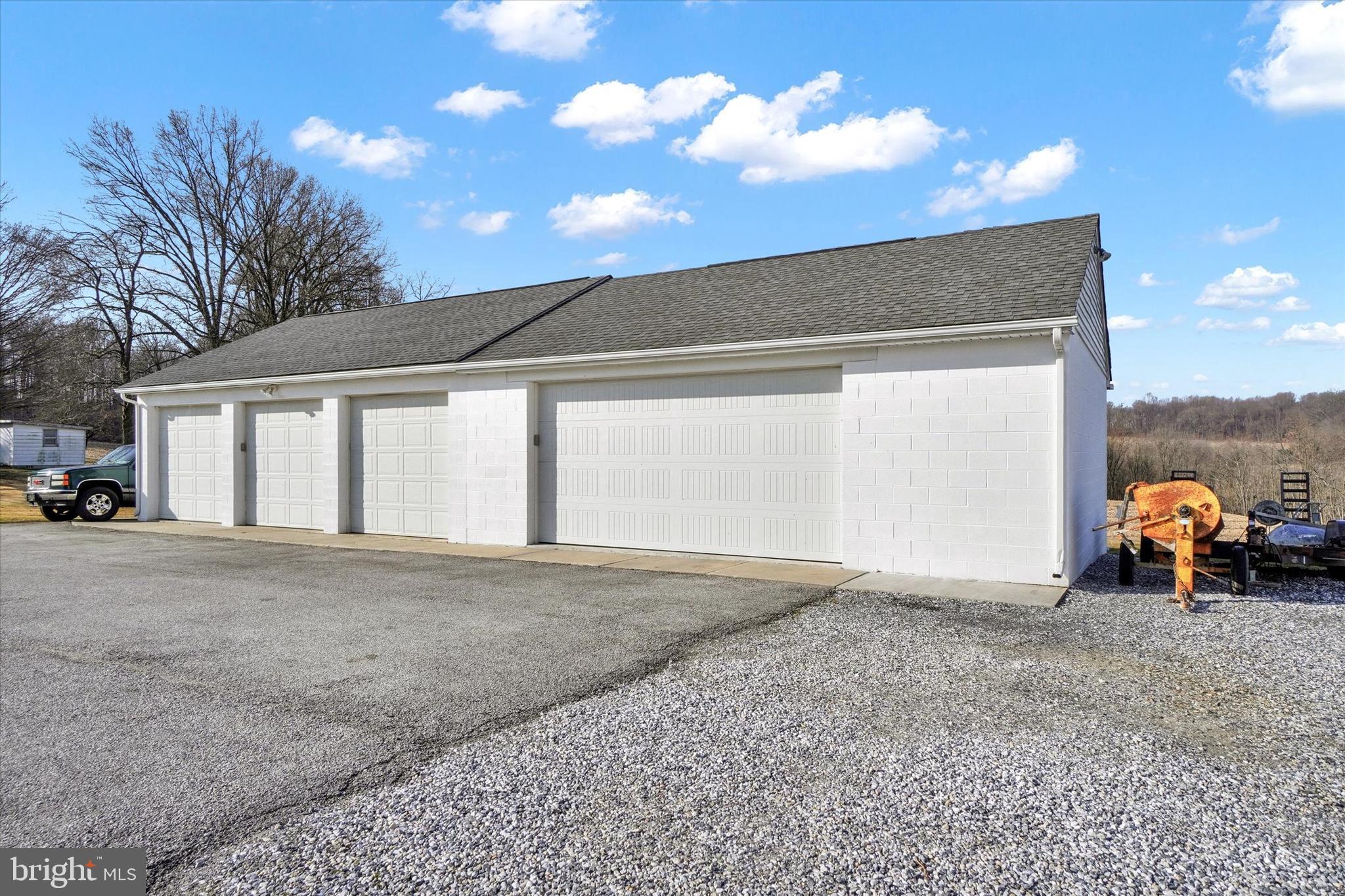 560 Fawn Grove Road Fawn Grove, PA 17321 - Photo 26 of 29 5 Car Garage