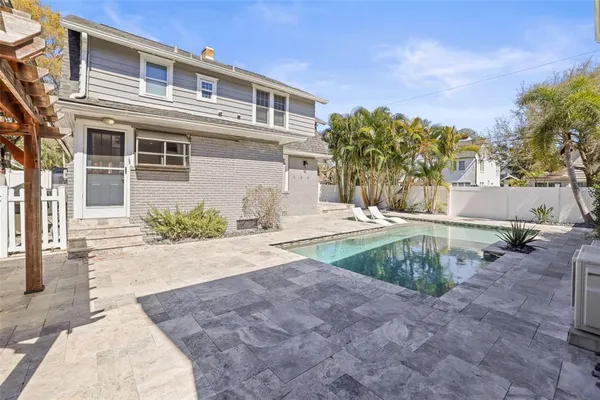 $1,450,000 | 800 18th Avenue North, St. Petersburg, FL 33704
