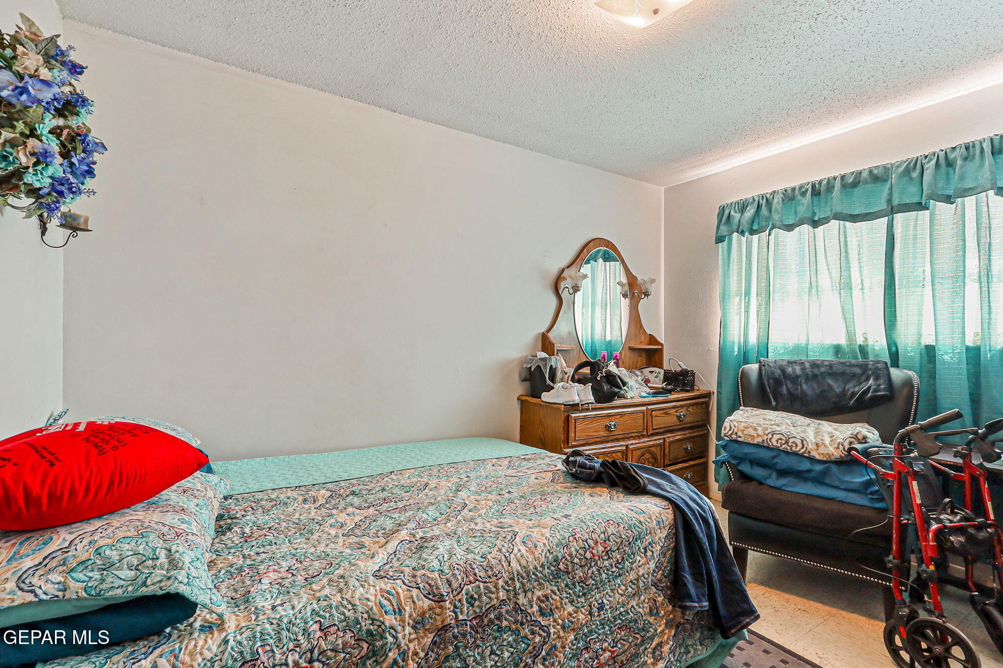 9333 Socorro Road El Paso, TX 79907 - Photo 13 of 38 16-web-or-mls-IMG_1834