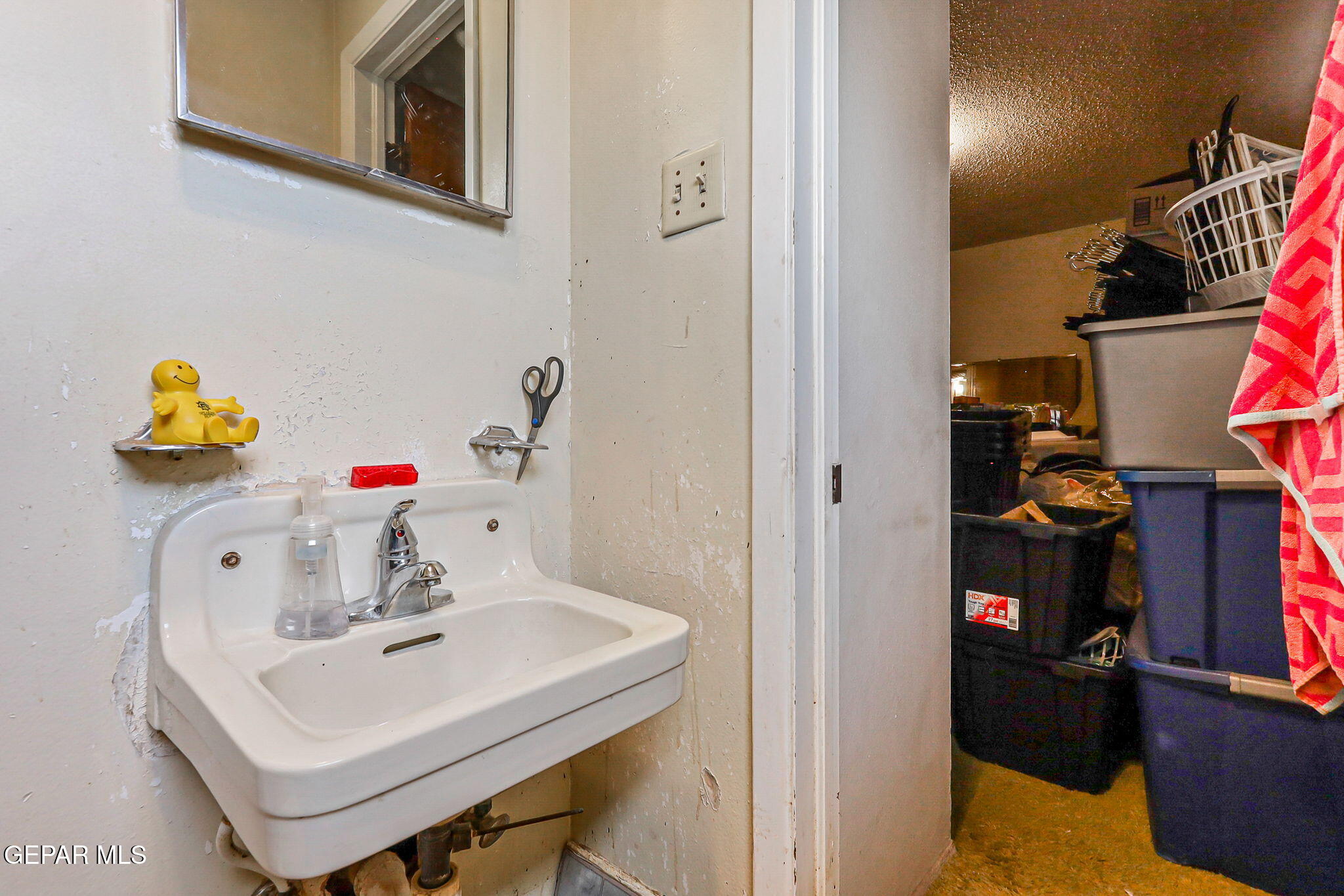 9333 Socorro Road El Paso, TX 79907 - Photo 18 of 38 26-web-or-mls-IMG_1904