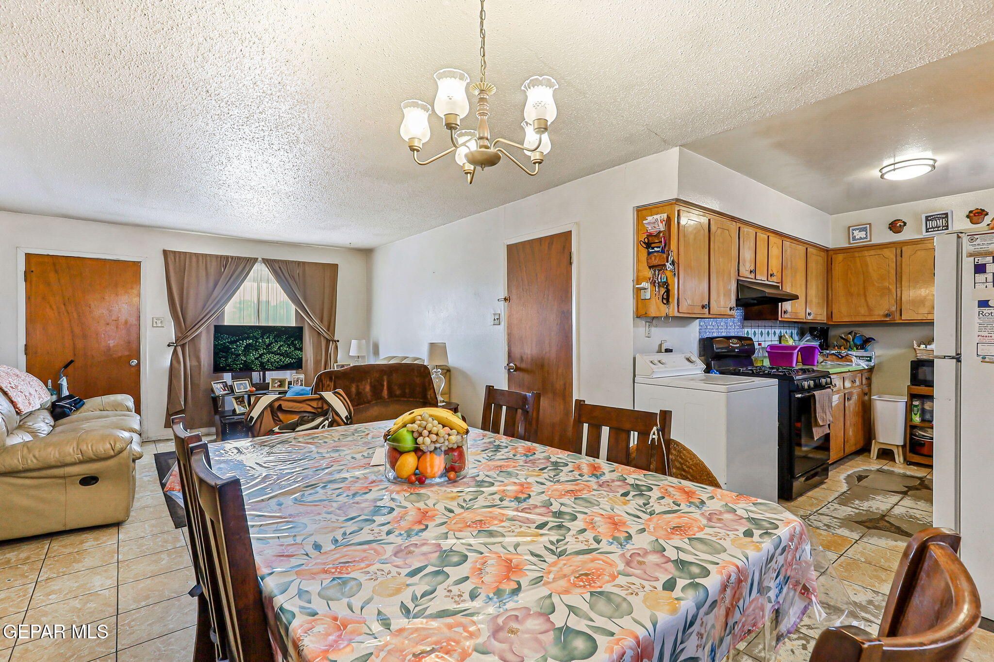 9333 Socorro Road El Paso, TX 79907 - Photo 6 of 38 19-web-or-mls-IMG_1855