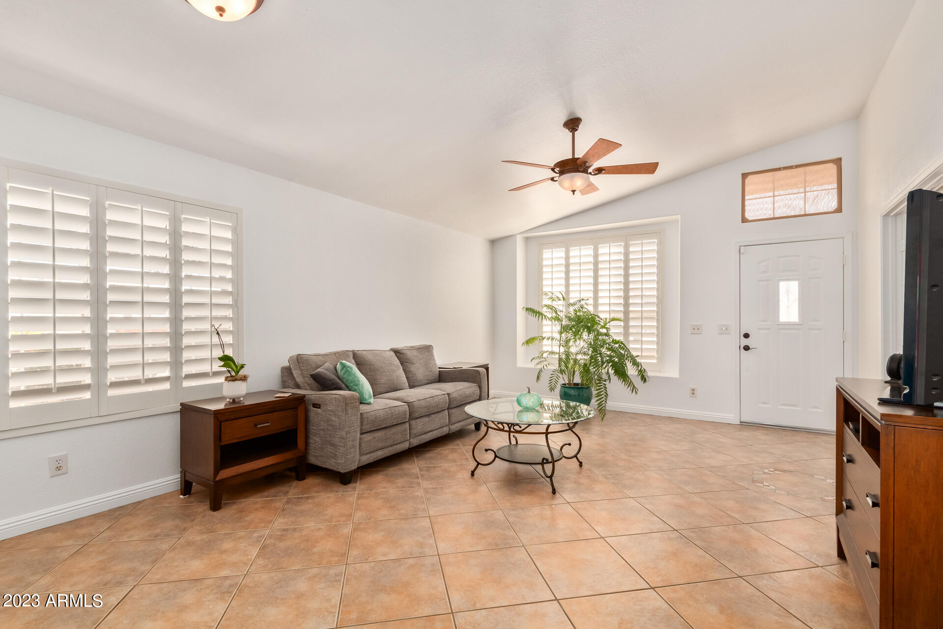7602 West Calavar Road Peoria, AZ 85381 - Photo 16 of 44 Interior Entrance