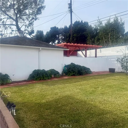 $6,200 | 7407 Dunfield Avenue, Los Angeles, CA 90045