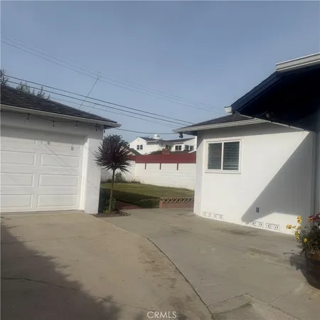 $6,200 | 7407 Dunfield Avenue, Los Angeles, CA 90045