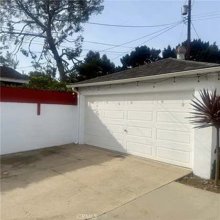 $6,200 | 7407 Dunfield Avenue, Los Angeles, CA 90045