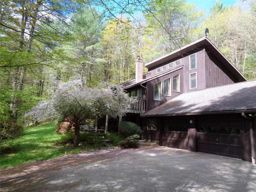 211 Dubois Road Barton, NY 13734 - Photo 3 of 38 Gallery Image 3