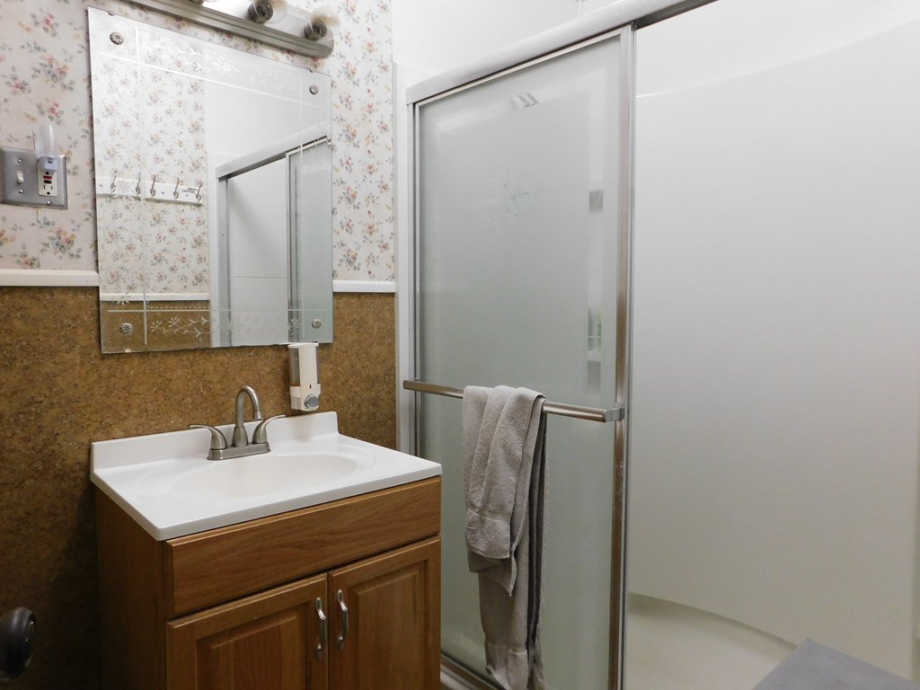 1455 Bay Street Springfield, MA 01109 - Photo 11 of 21 Gallery Image 11