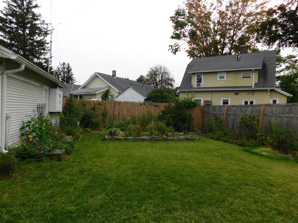 1455 Bay Street Springfield, MA 01109 - Photo 14 of 21 Gallery Image 14