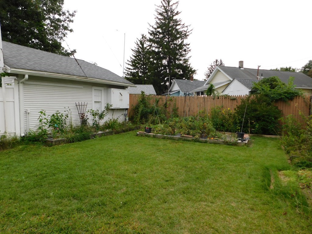 1455 Bay Street Springfield, MA 01109 - Photo 15 of 21 Gallery Image 15