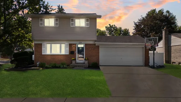 $345,000 | 224 Wallace Drive, Saline, MI 48176