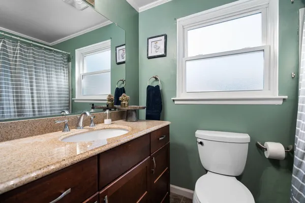 $345,000 | 224 Wallace Drive, Saline, MI 48176