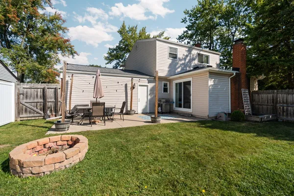 $345,000 | 224 Wallace Drive, Saline, MI 48176