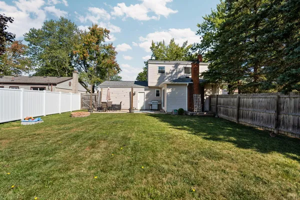$345,000 | 224 Wallace Drive, Saline, MI 48176